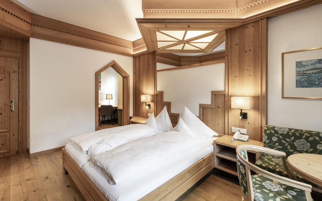 Ferien & Wellnesshotel Windschar Brunico Exterior photo