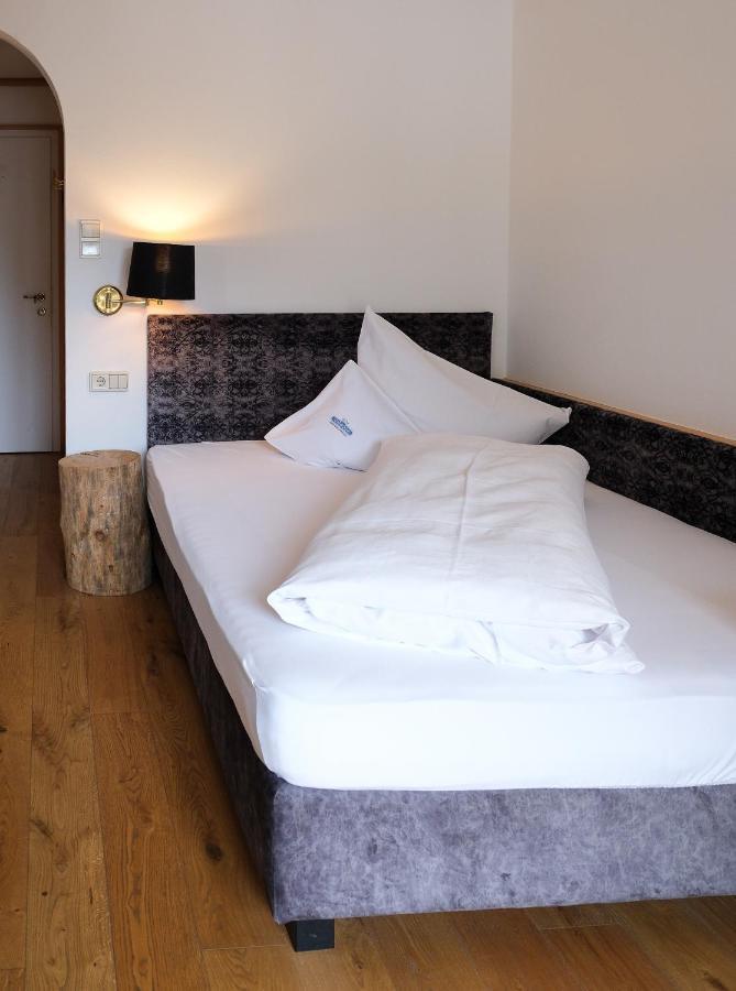 Ferien & Wellnesshotel Windschar Brunico Exterior photo