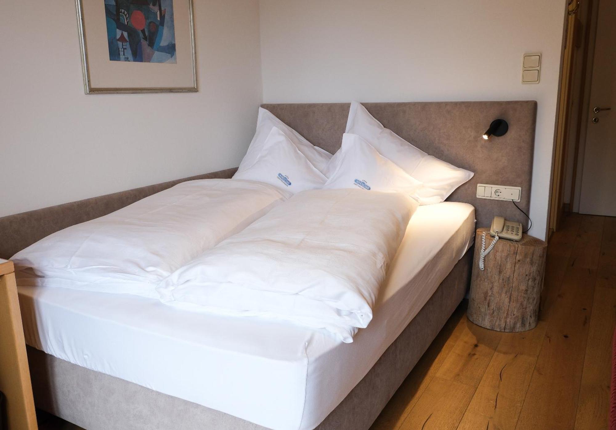 Ferien & Wellnesshotel Windschar Brunico Exterior photo